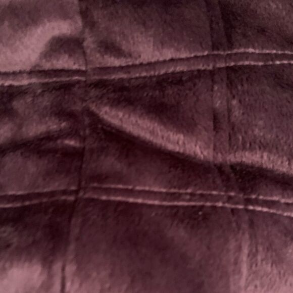 Maroon Fur Vest - Picture 13 of 15